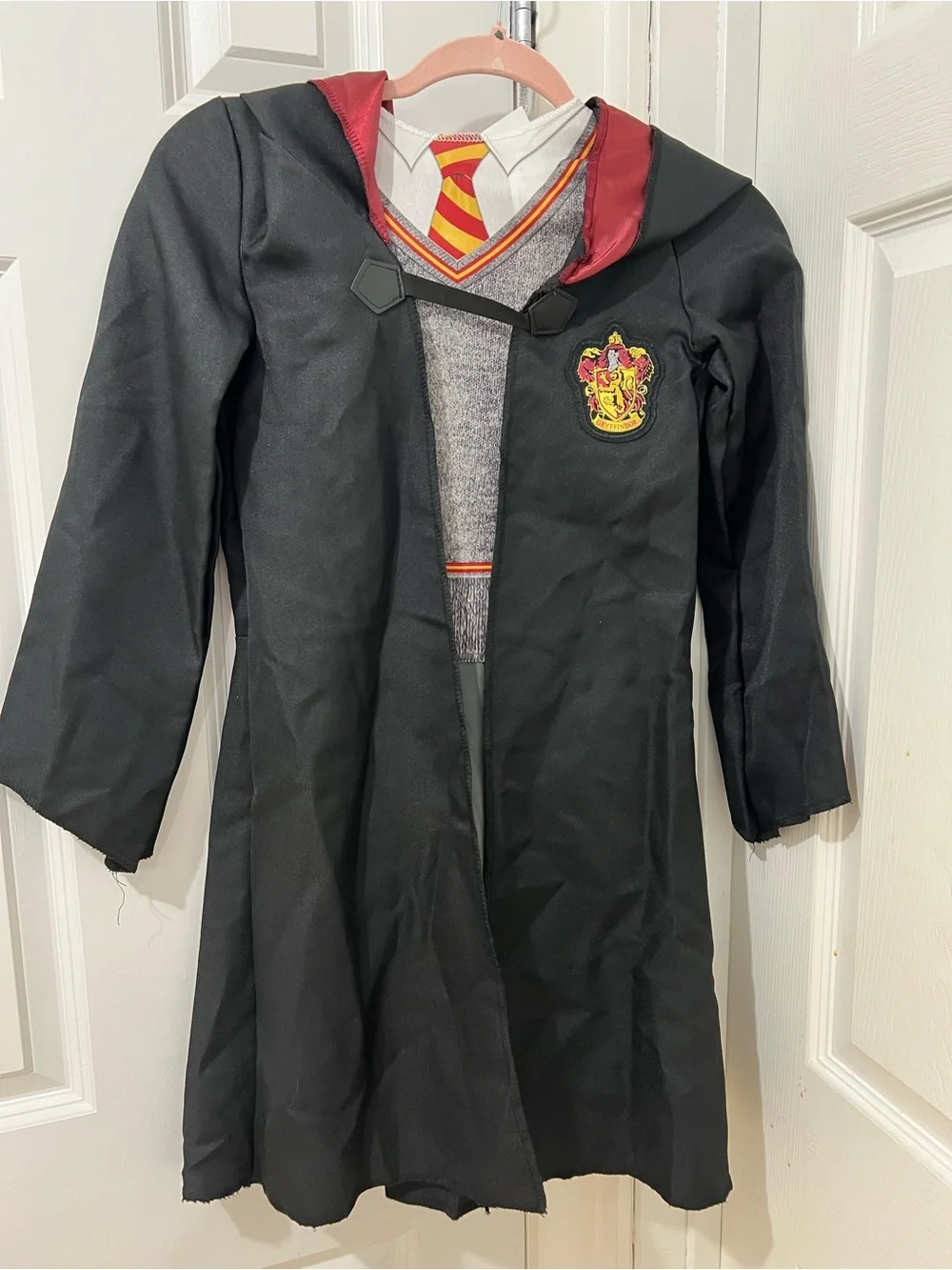 Disguise Black and Red Wizard Robe Costume with Crest